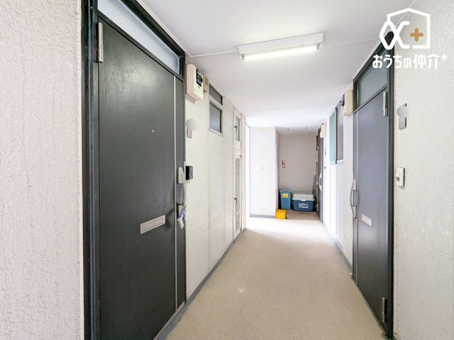 ���� �O���猩�����ւ܂��̗l�q�ł��B���񌻒n�ɑ����^��ł��������������������B