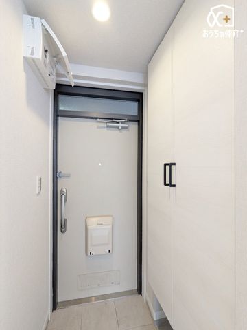 ���� �����t���̃V���[�Y�{�b�N�X�t���ł��B�C�⏬��������������[�ł���̂ŁA���ւ��X�b�L�����������̐g�x�x�����K�ɂȂ�܂��B