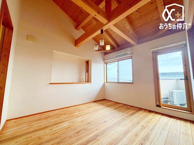 ���̑����� 2�K�m���B���C�ނ̃t���[�����O���g�p�B�V��̌��z������L�������܂��B�x�����_�ւ̏o����\�B�E�H�[�N�C���N���[�[�b�g�t���̂������ł��B