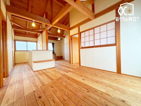 ���̑����� 2�K�z�[���A�t�@�~���[�X�y�[�X�����B�Z�J���h���r���O�ȂǗl�X�ȗp�r�ŗ��p�\�ł��B