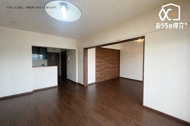 ���r���O �傫�ȑ����炽���Ղ�z�����������ޖ��邢���r���O�B�Ƒ��c���⃊���b�N�X�^�C���ɍœK�ȊJ�������ӂ���Ԃł��B