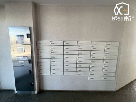 �G���g�����X �s�ݎ��ɂ��֗��ȑ�z�{�b�N�X�����I��؂Ȃ��ו����J�ɔG���S�z���Ȃ��A�Ĕz�B���K�v���Ȃ��̂ŊO�o�������S�ł��B