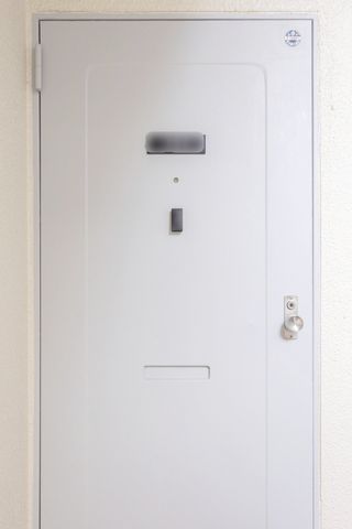 ���� �O���猩�����ւ܂��̗l�q�ł��B���񌻒n�ɑ����^��ł��������������������B