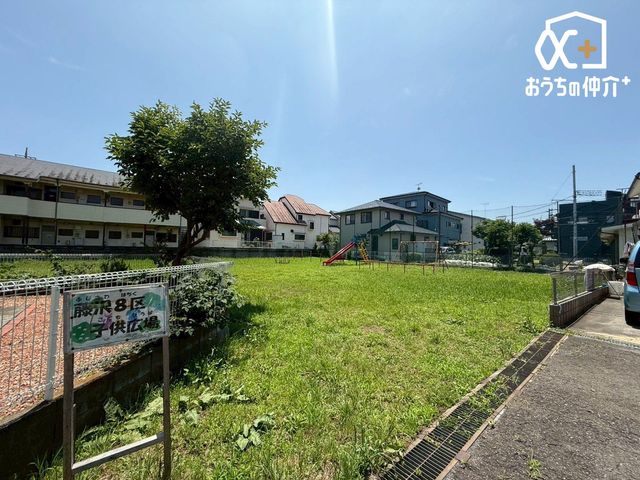 ���ӊ� ����8��q���L�� �k��10���B�u�����R�A�����S�_�Ȃǂ�����L�X�Ƃ��������ł� 790m