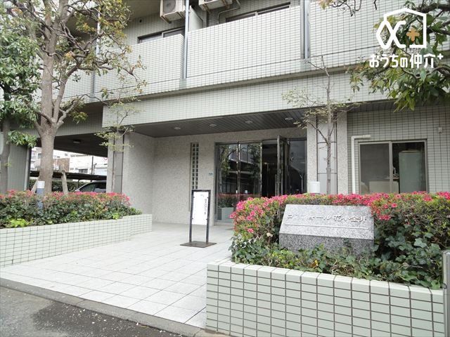 �G���g�����X �Ǘ����s���͂����������̂���G���g�����X�̗l�q�ł��B