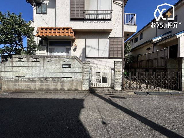 ���n�y�n�ʐ^ �s���~�܂蓹�H�ɂ��Ԃ̒ʂ蔲�����Ȃ��ՐÂȏZ��n�ł�