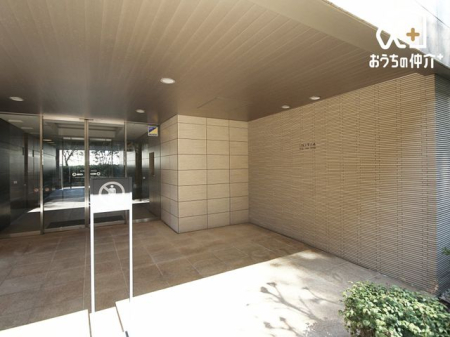 �G���g�����X �������̂���A�����������G���g�����X�B�����x���n�ɑ����^�΂�Ă݂܂��񂩁H���ЃX�^�b�t�����ē��������܂��̂ł��C�y�ɂ��₢���킹���������܂��B