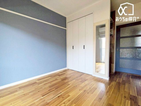 �q������ �q�������Ƃ��Ă��\���ȍL�������邨�����ł��B�Ƒ��X�̈��炬�̋�Ԃ��m�ۂł��A�v���C�x�[�g�ȃx�b�h���[���͕�炷���̊����ő���グ�������̂ł��B