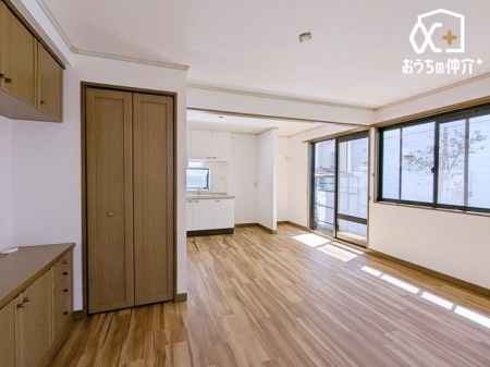 ���[ ���r���O�ɂ�����[�ł��B��������̂ŖډB���ɂ��Ȃ�A����������[�ł��܂��B