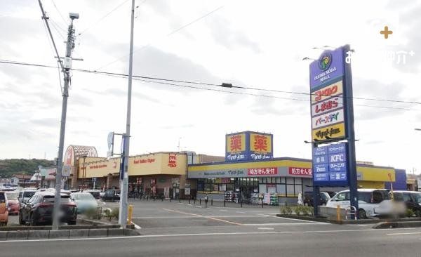 ���ӊ� �k��4���B�y���Ԗ�c���[���z�c�Ǝ��� 10���`19���@�Ԉ֎q�Ή��̒��ԏ�E��������� 250m