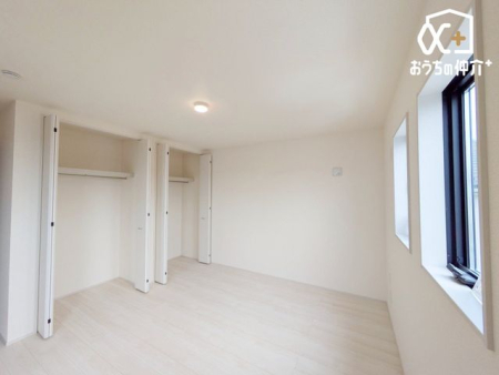 �Q�� -
