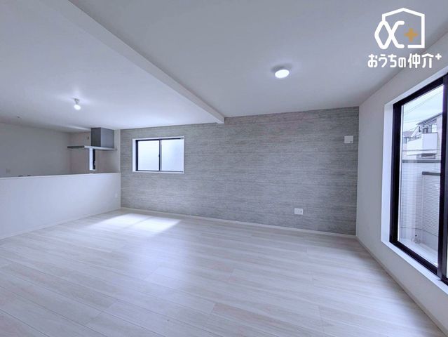 ���r���O �����Ə㎿���������郊�r���O�B����̌�����Y��A�S���炮���Ԃ��߂�������ʂȏꏊ�B