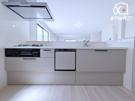 �L�b�`�� �����X�y�[�X����[���[�������V�X�e���L�b�`���B�X���[�Y�ȉƎ������ŕ�炵�������܂��B