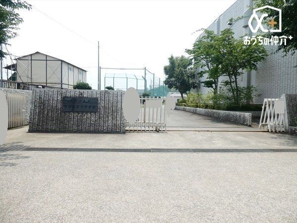 ���ӊ� �����R�s�������R�掵���w�Z �k��18���B�y�ʊw�@��z�{���꒚�ځA�O���ډh���񒚖ځi�ꕔ�j�A�O���ځi�ꕔ�j�x�m�����O���ځi�ꕔ�j�A�l���ڔ��Z���S��(�ꂩ��񒚖�) 1370m