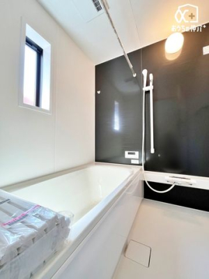 ���� �y�傫�ȑ��̂��閾�邢�o�X���[���z���������t���������������B�J�V�̂�����ɂ����􂵂܂��B�傫�ȑ������Ă���A���C����������s���܂��B�L�X�Ƃ��������ő���L�΂��ă����b�N�X�ł��܂��B