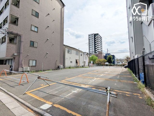 ���n�y�n�ʐ^ �Ԓʂ�̏��Ȃ��ՐÂȏZ���ł��B