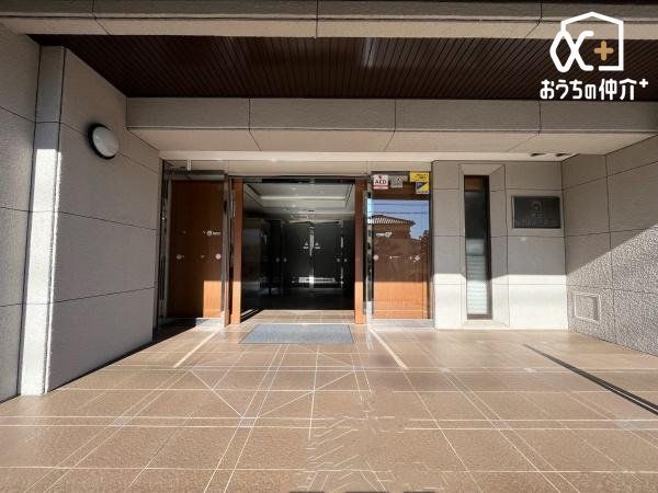 �G���g�����X �������̍s���͂����G���g�����X