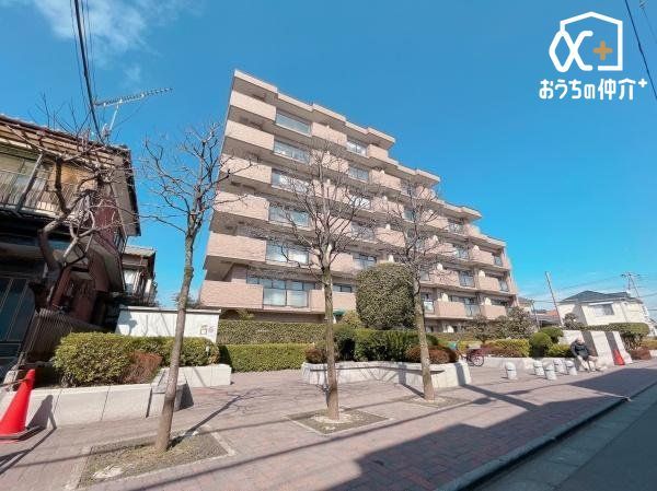 ���n�O�ώʐ^ �l�G�̈ڂ낢���������闎���������Z���B�Ԓʂ�����Ȃ��A�����Ȃ��q�l�̂��邲�ƒ�ɂ����S�ȊՐÂȏZ��X�Ɉʒu���Ă��܂��B