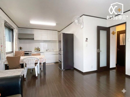 ���r���O LDK���{�摜�͉Ƌ��CG�ŏ������摜�ł��茻���Ƃ͈قȂ�ꍇ���������܂�