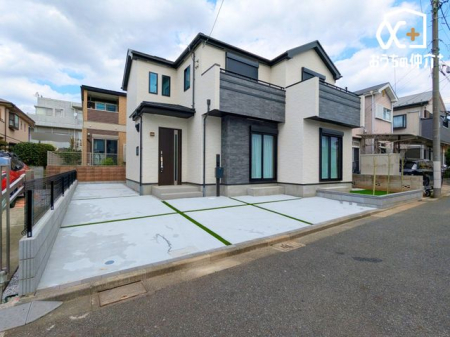  �J�[�X�y�[�X��2�䂠��B���]�Ԃ��߂�X�y�[�X�Ƃ��Ă����p���������܂��B���Ԃł̗��q�ɂ��Ή��ł��܂��I