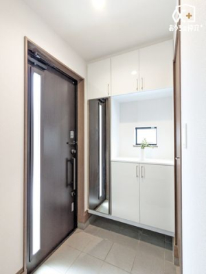 ���� �c�X���b�g����_�炩�Ȍ����������ށA���_���ŗ������������ցB���ǂƖؖڂ����a���A���ŋ�Ԃ��L���������܂��B