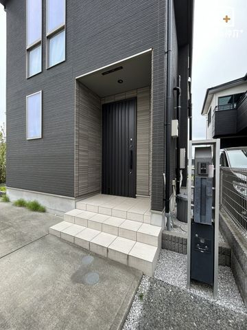 ���� �O���猩�����ւ̗l�q�ł��B