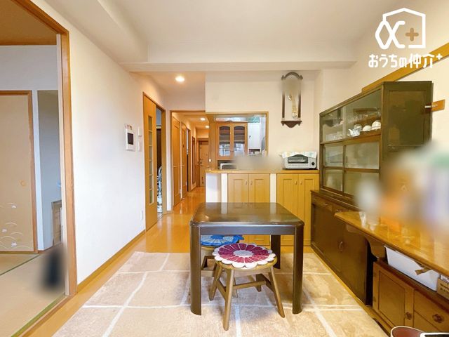 ���r���O �傫�ȑ����炽���Ղ�z�����������ޖ��邢���r���O�B