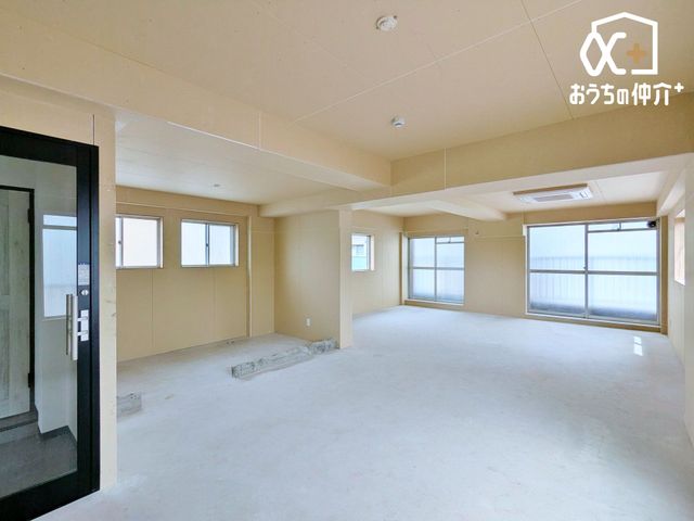 ���̑����� �����͑��삪�Ȃ����߁A�Ԏ���ݔ��̎��R�x�����������ł���