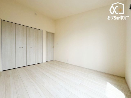 �q������ -