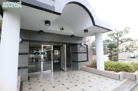 �G���g�����X �h�Ɩʂň��S�̃I�[�g���b�N�}���V����