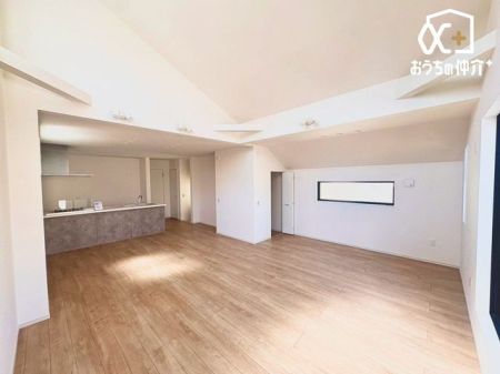 ���r���O ���r���O�ɂ͕֗��ȃE�H�[�N�C���N���[�b�g�t���I�p���g���[�Ƃ��Ďg������[������H�i�̃X�g�b�N���ɕ֗��B