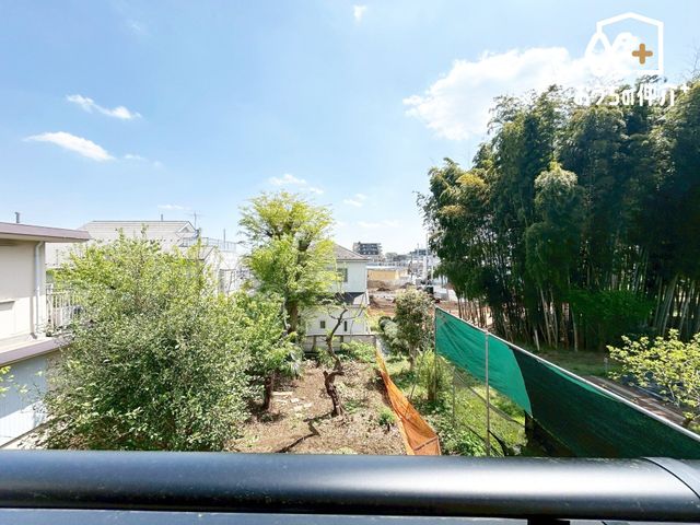 ���̑� �o���R�j�[����̒��]�̗l�q�ł��B���ꂽ���ɂ͐󂪍L����C�����̗ǂ��ꏊ�ł��B