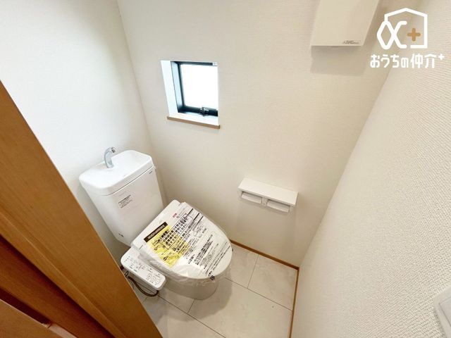 �g�C�� �����̂���2�K�̉������֍��t�g�C���ł��B