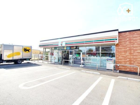 ���ӊ� �Z�u���C���u������������1���ړX �k��1���B24���ԉc�Ƃ����Œʂ�Ɉʒu���Ă���A���ٓ��₨�َq�A���������y�؂Ȃǔ̔����Ă��܂��B���ԏ�L(8��) 60m