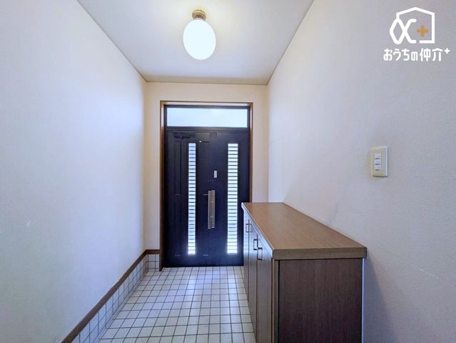 ���� �`�E�`Entrance�`�E�`�C�i����f�U�C�����������ւ́A�Z�ޕ��̖������𖞂����N�I���e�B�B�A��邲�Ƒ���A�K�������C�����悭�}����E���炬�ɖ�����������Ԃ�\�������Ă���܂��B
