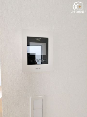 ���̑� �h�Ɩʂł����S��TV���j�^�[�t���C���^�[�z���ł��B