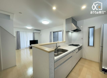 �L�b�`�� �`Kitchen�`�J�E���^�[�L�b�`���Ƒ��Ƃ̉�b���e�ރJ�E���^�[�L�b�`��