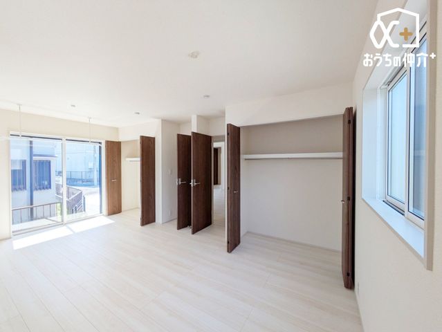 �Q�� -
