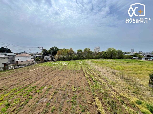 ���̑� ���͂����n���钭�]���A�Z�܂��ɂ�Ƃ�ƈ��炬�����o�B���ԑтɂ���ĕ\��ς��i�F���y���߂܂��B