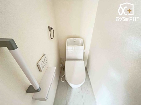 �g�C�� �V���v���ȓ����̃X�b�L���Ƃ����g�C���ł��B�������₨�|�����A�ȒP�ɂł���V���v���ȃf�U�C���̃g�C���ł��B