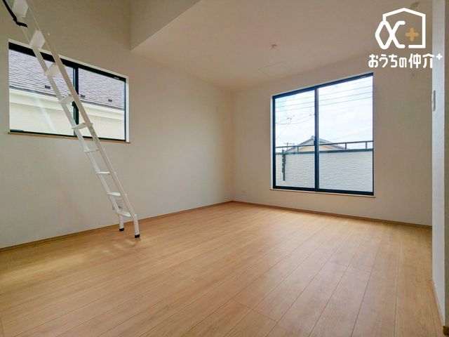 ���r���O �`Living�`�����݂̂���i�`�������e�C�X�g��LDK�B�̂�т肭�낮�\�t�@�₨�H�����y���ރ_�C�j���O�Z�b�g��u���Ă��������͂���܂���B