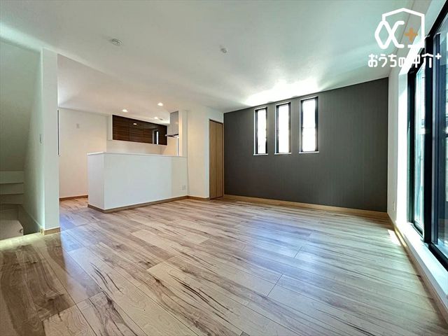 ���r���O LDK��15.4���̍L���ł��B