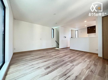 ���r���O �Ƒ��c���̃��r���O�̗l�q�B