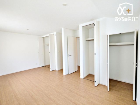 ���̑� ���������锒�ǂƖؖڏ��̗m���B���[�t�ŕЕt���ȒP�B�x�b�h�Ɗ���u���Ă�������������A�w�K���ɏW���ł��閾�邢��Ԃł��B�����͏��ւ⃊���[�g�w�K�X�y�[�X�Ƃ��Ă�����B���C���₷�����ŔN�����K�B