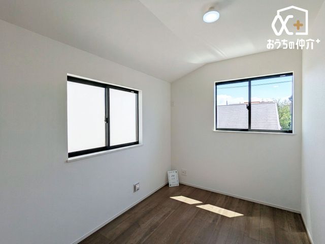 ���̑� 2�ʍ̌��̖��邢�������ł��I