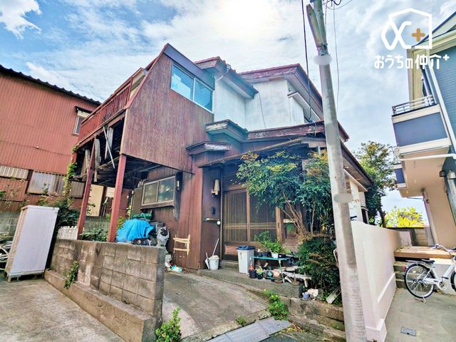 ���n�O�ώʐ^ 5DK�̍L���ŉƑ����ꂼ��̎g���������₷���B���q�������ɂ��Ή��B�@�~�n�ʐ�107.17m2�i��32.41�؁j�ł�Ƃ�̊O�\�v�悪���₷���B