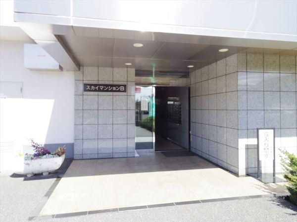 �G���g�����X �h�Ɩʂł����S�̃I�[�g���b�N�}���V����