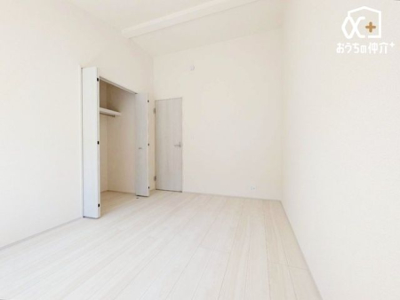 ���̑� �N���[�[�b�g�̂���m���ł��B�m���Ȃǂ����[�ł��܂��B