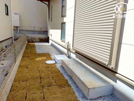 ���̑� ��̗l�q�ł��B�K�[�f�j���O�ȂǊy���߂܂��B