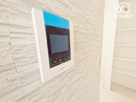 ���̑� �e���r���j�^�[�t���C���^�[�z��